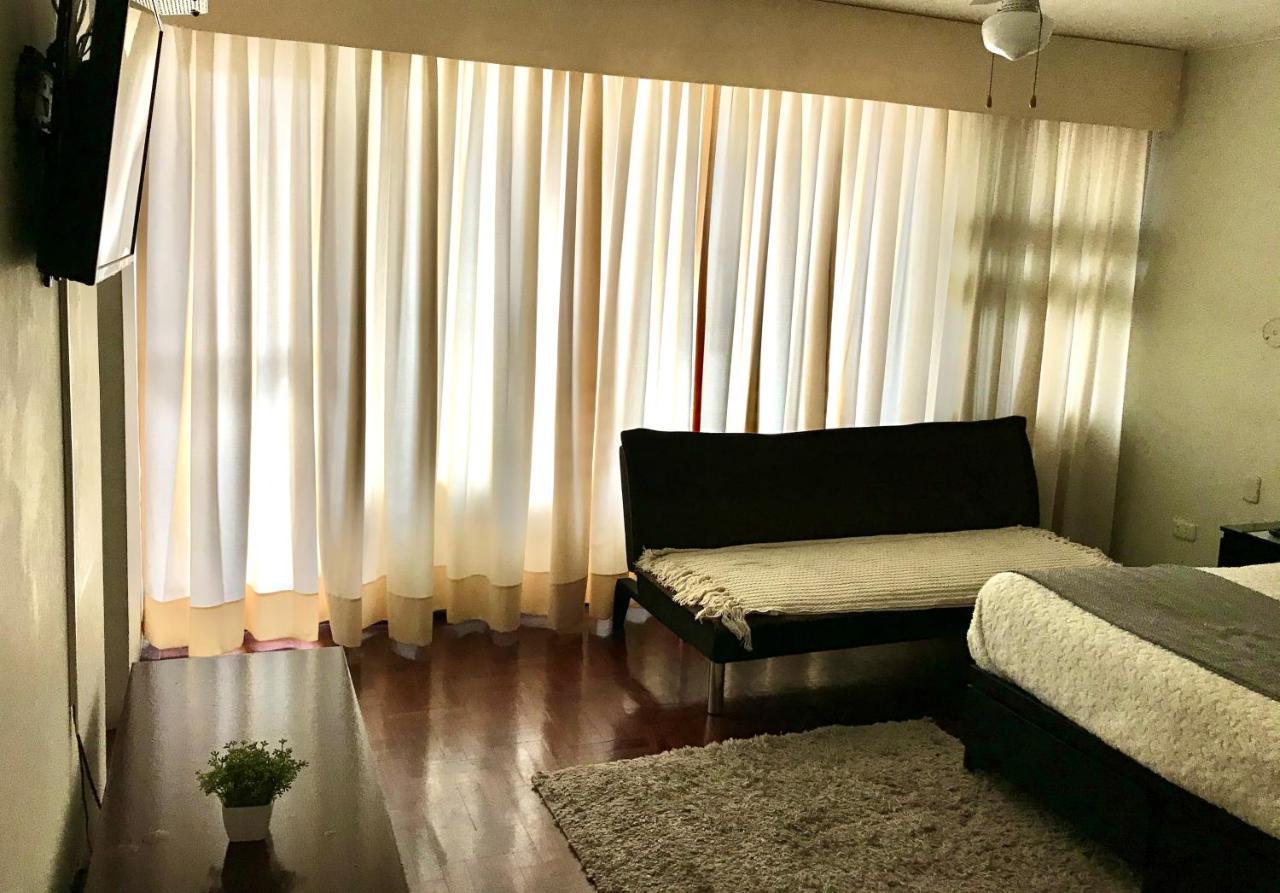Lima Mini Aparts Monterrico - Cerca Embajada Eeuu Luaran gambar